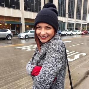 Meet your Posher, Jillian