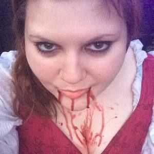 Meet your Posher, Adrienne