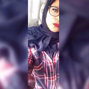 Meet your Posher, Reem