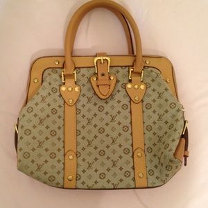 Louis Vuitton Purse Handbag Real or Knock Off?