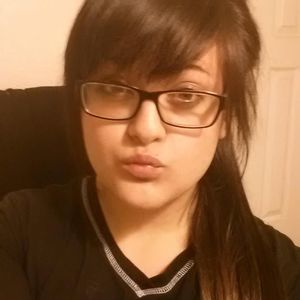 Meet your Posher, Alejandra