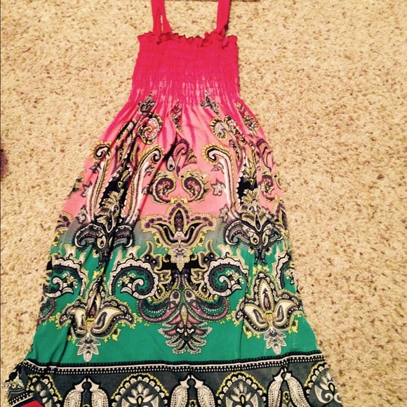 Cute pattern & colorful dress