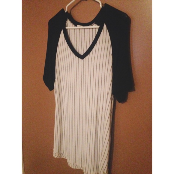 Brandy Melville top