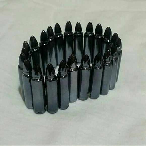 New real looking strecth bullets bracelet