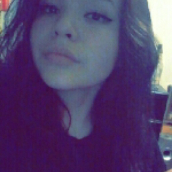 Meet your Posher, Julia - Picture 1 of 1