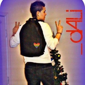 Meet your Posher, Dali