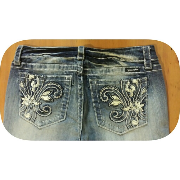 Miss Me jeans size 31 bootcut