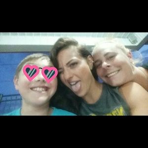 Meet your Posher, Tarah