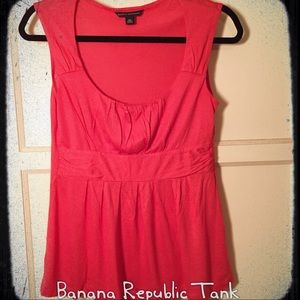 Salmon pink Banana Republic tank size XS!