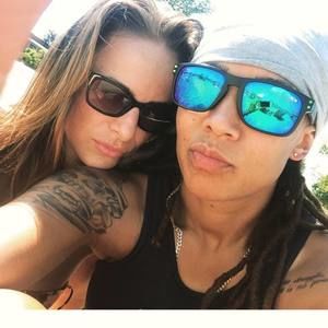 Meet your Posher, Nikki