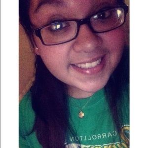 Meet your Posher, Vanessa