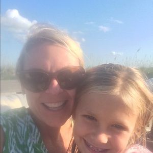 Meet your Posher, Farelle