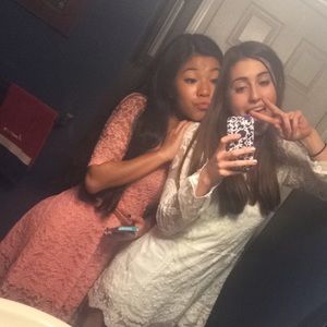 Meet your Posher, Leah