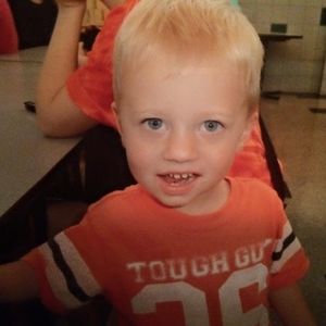 Meet your Posher, Becca