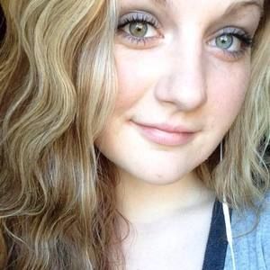 Meet your Posher, Michaela