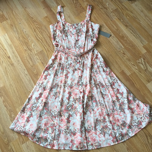 Eva Mendes 50's style dress