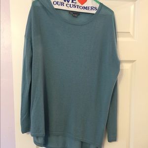 Vince top. Size medium. Teal blue green