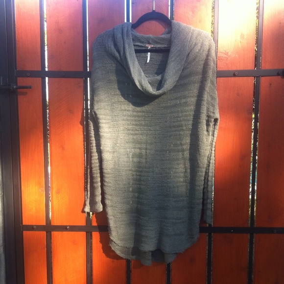 NEW!  FP Reunion Slubby drape cowl neck sweater - Picture 3 of 4