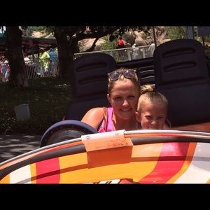 Meet your Posher, Sidney