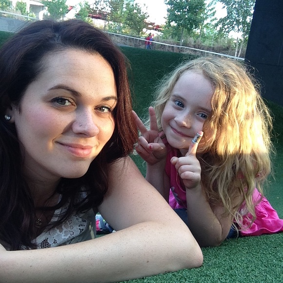 Meet your Posher, Tiffany - Picture 1 of 1