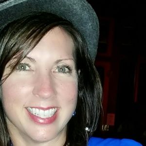 Meet your Posher, Tina