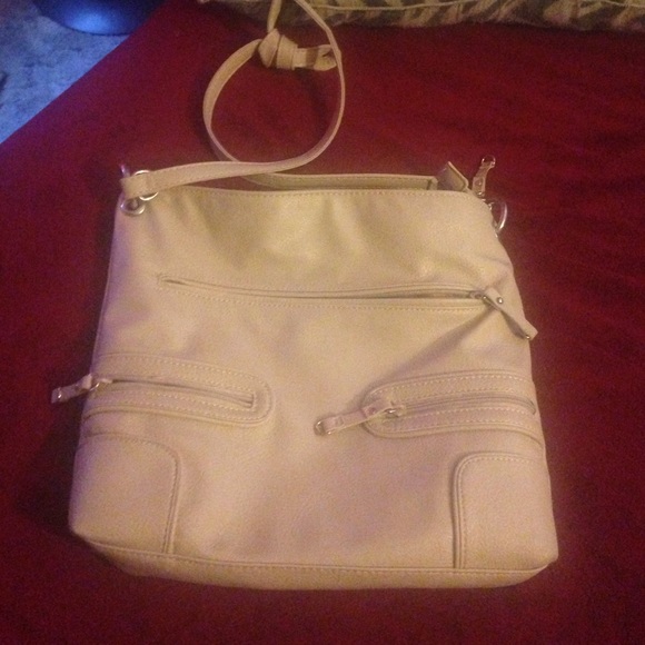 Alfred Dunner cross body