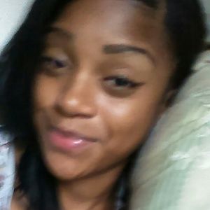 Meet your Posher, Caprece