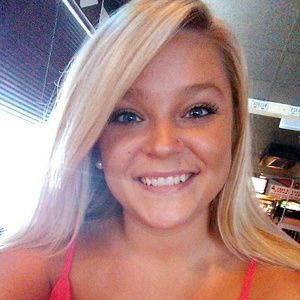 Meet your Posher, Devan