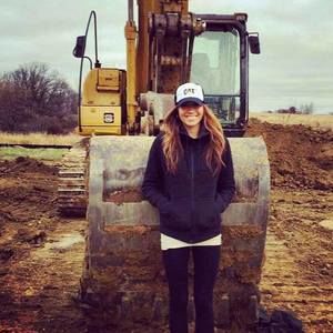 Meet your Posher, Melissa