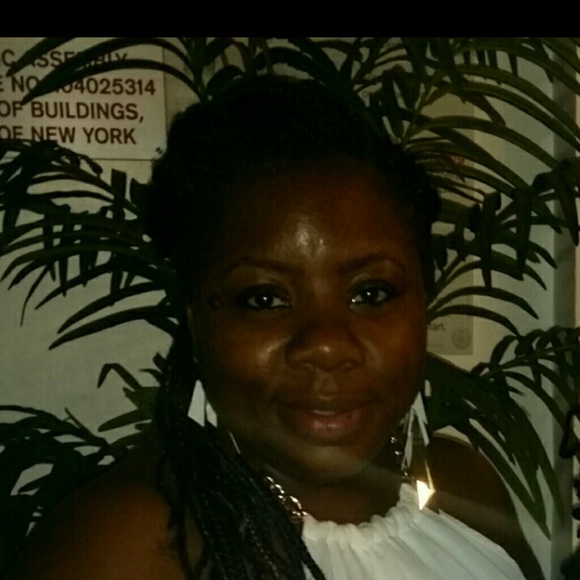 Meet your Posher, Cylieah - Picture 1 of 1