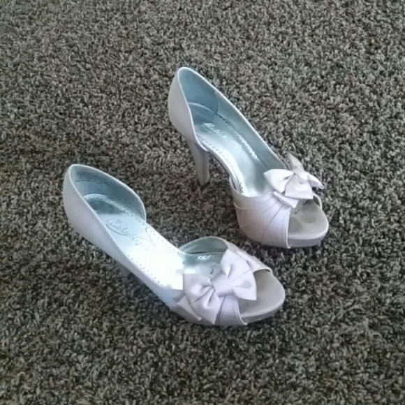 Pale pink heels