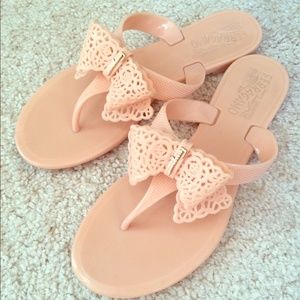 Ferragamo bow flip flop cute milky pink jelly