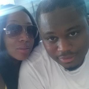 Meet your Posher, Deshelle