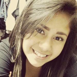 Meet your Posher, Noelia