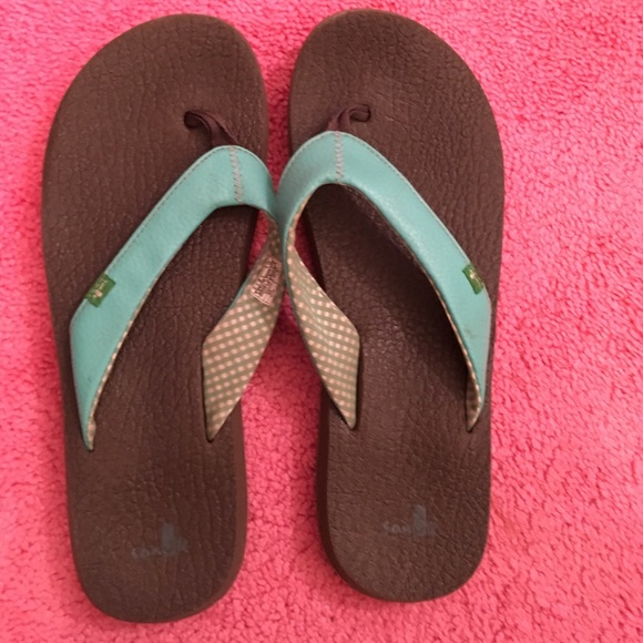Teal Sanuk flip flops