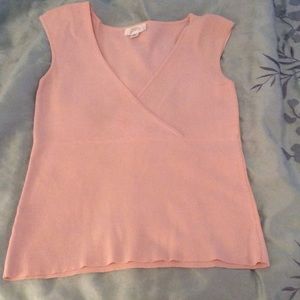Cute cross vneck top