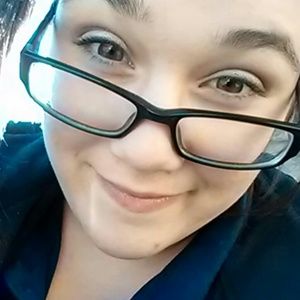 Meet your Posher, Cierra