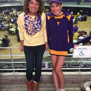 Meet your Posher, Flo