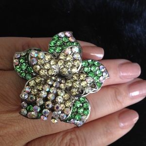 Flower silver tone  adjustable ring