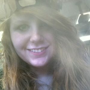 Meet your Posher, Cydney