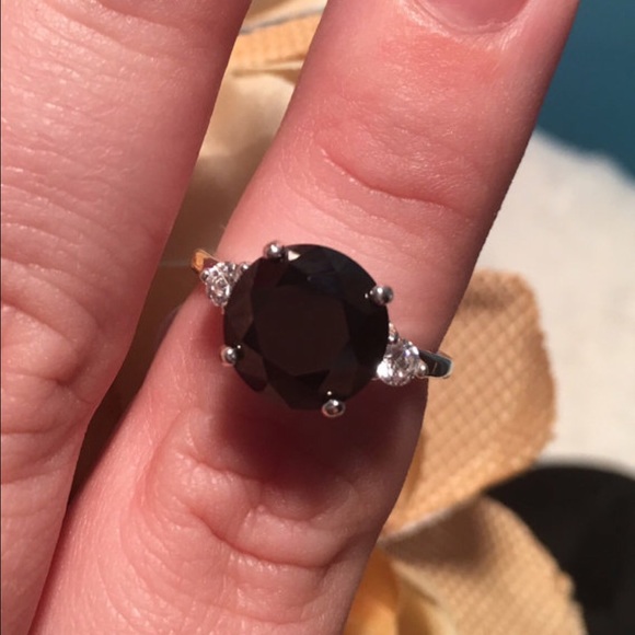 3 Carat Onyx CZ with (2) Accent Stones- Size 7 - Picture 3 of 3