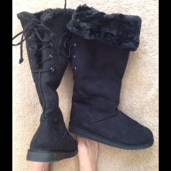 NWOT Softest boots you'll ever wear