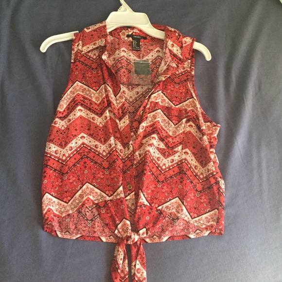 Red Cropped Button-Up Tank