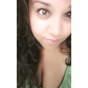 Meet your Posher, Sandy