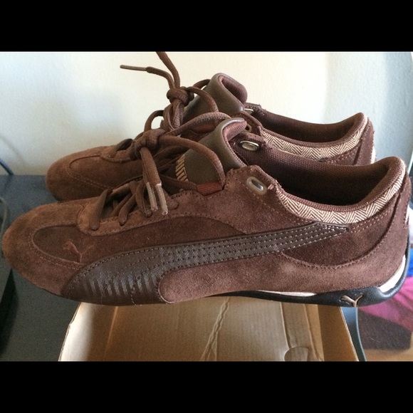 NWB Puma Fast Cat suede sneaker