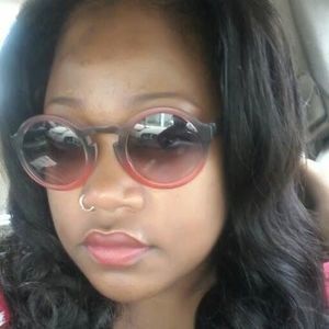 Meet your Posher, Kebrina