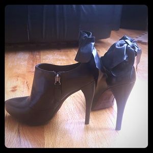 Authentic Very Wang booties