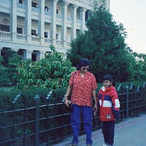 Meet your Posher, Shromona