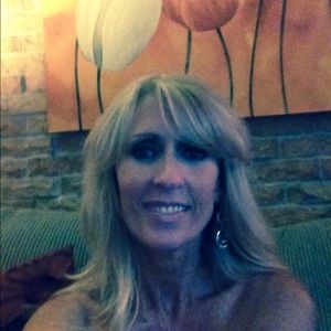 Meet your Posher, Gina