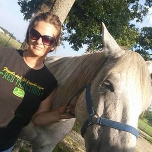 Meet your Posher, Lynn